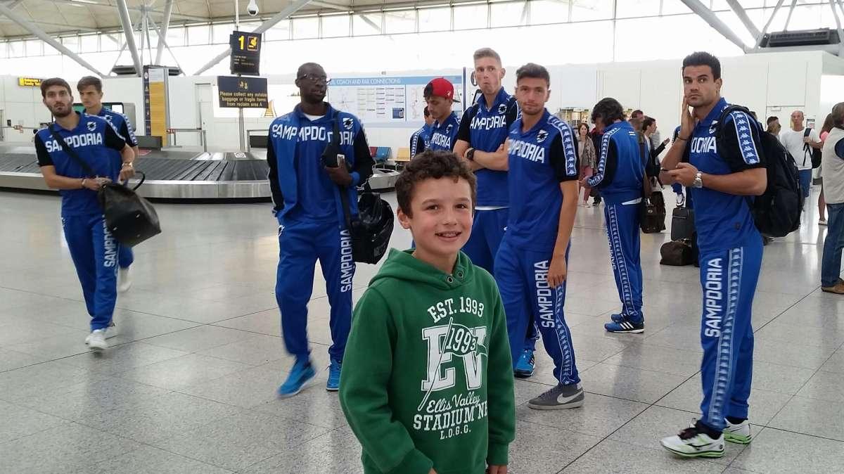 "Bevo e scatto per la Samp": Gabriele e Leonardo in “compagnia” della Samp a Londra!