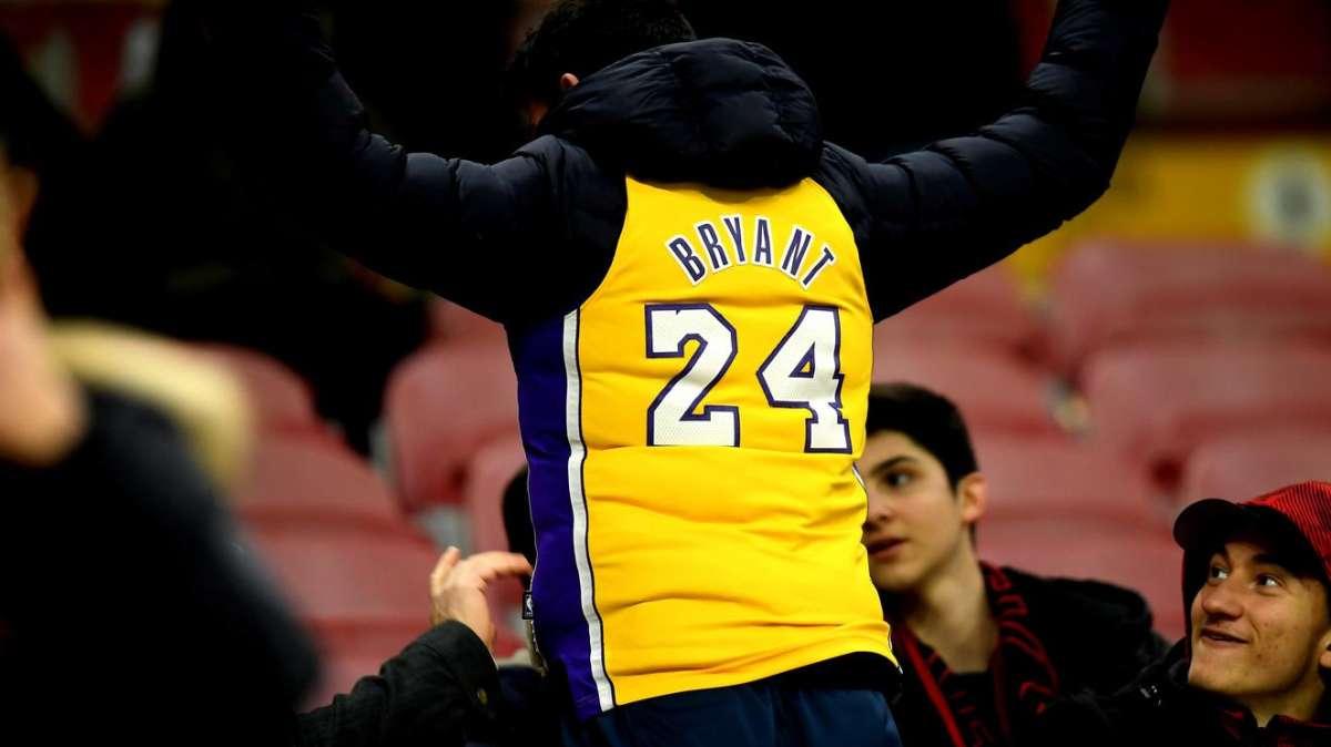 Samp ricorda Kobe Bryant: Jankto dipinge suo ritratto