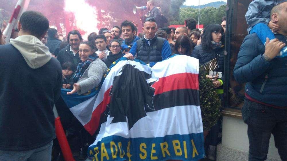 "Bevo e scatto per la Samp": Igor, innamorato della Samp dalla Serbia 
