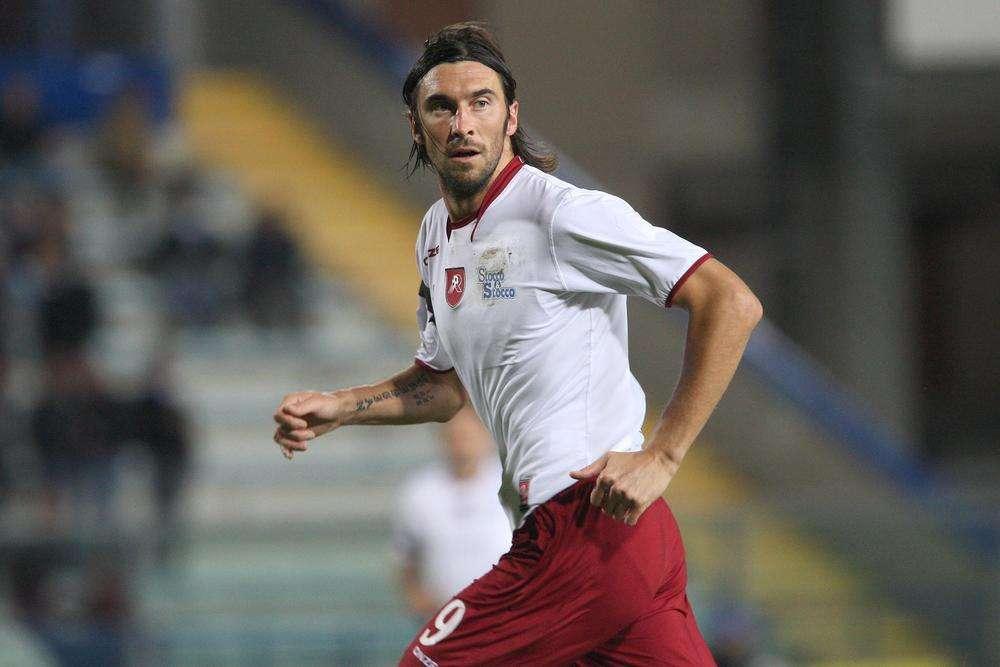 E. Bonazzoli: "A Marassi il tifo spinge. Quagliarella può mettere la palla dove vuole in un secondo"