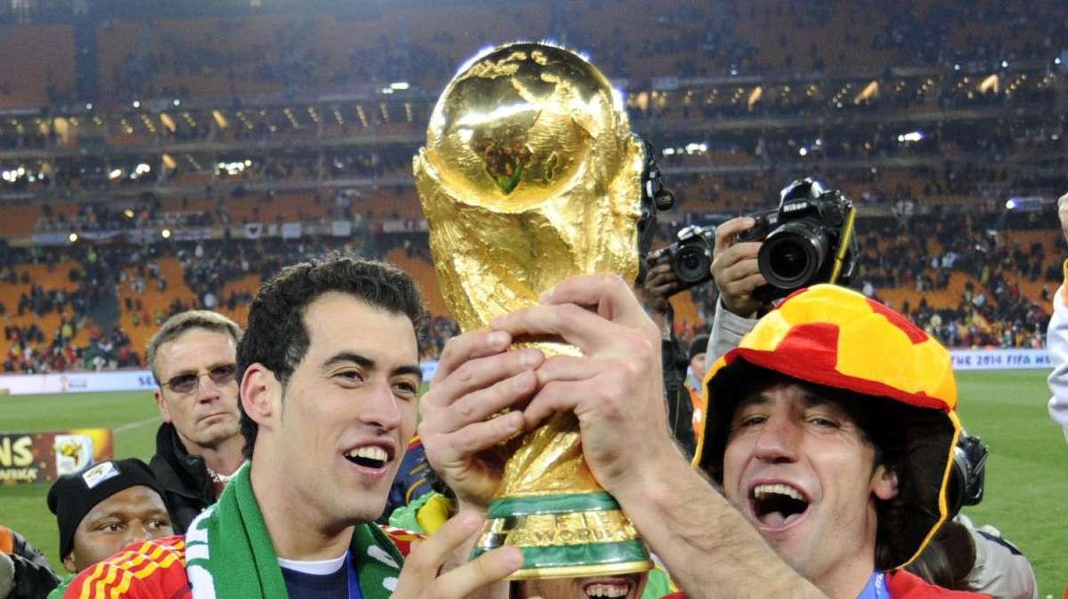 Cassano e Obiang: che tifo per la Spagna!