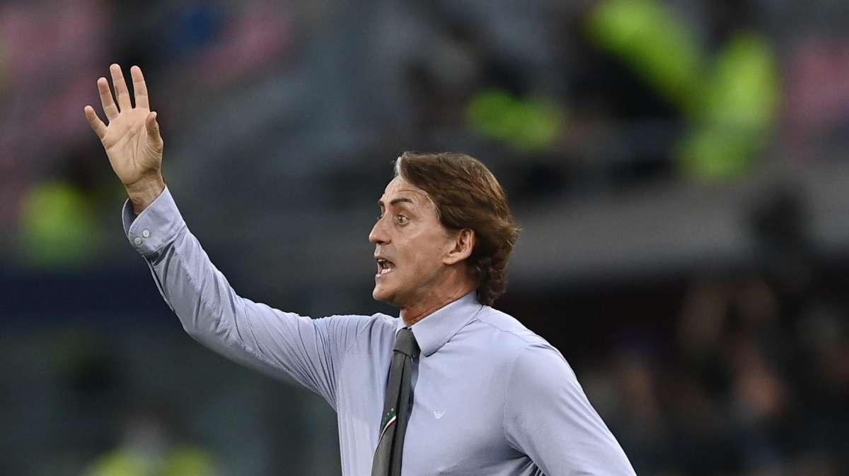Italia affronta Ungheria di M. Rossi, Mancini: "Credo di averlo preso io alla Sampdoria"