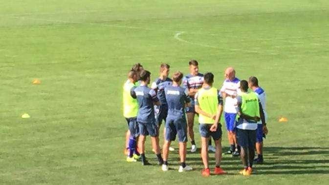 PONTE DI LEGNO LIVE - Al via la seduta: partitelle a pressione a campo ridotto e pallamano