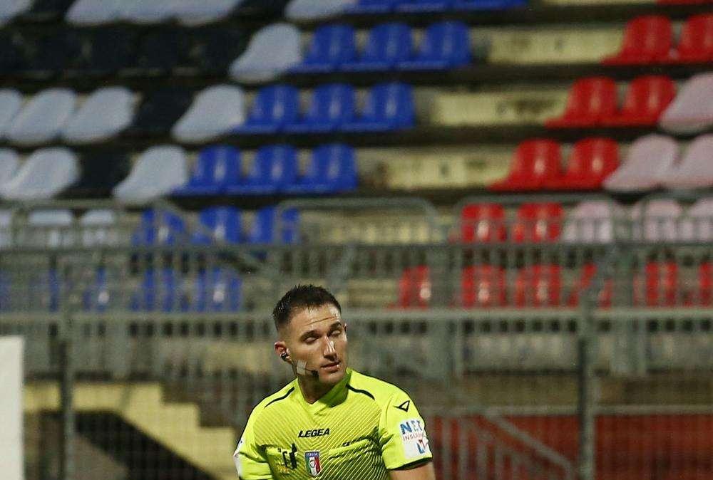 Cosenza - Sampdoria, sei minuti di recupero concessi da Di Marco