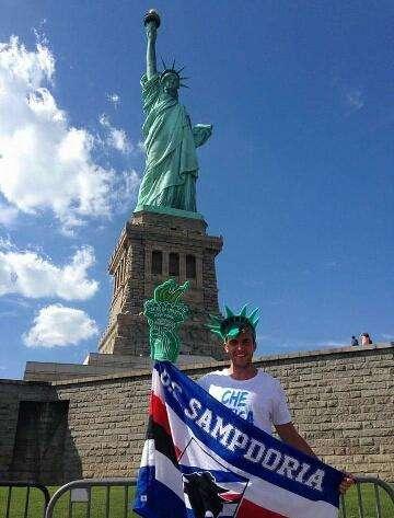 "Bevo e scatto per la Samp": dagli U.S.A. alla Thailandia con Gabriele