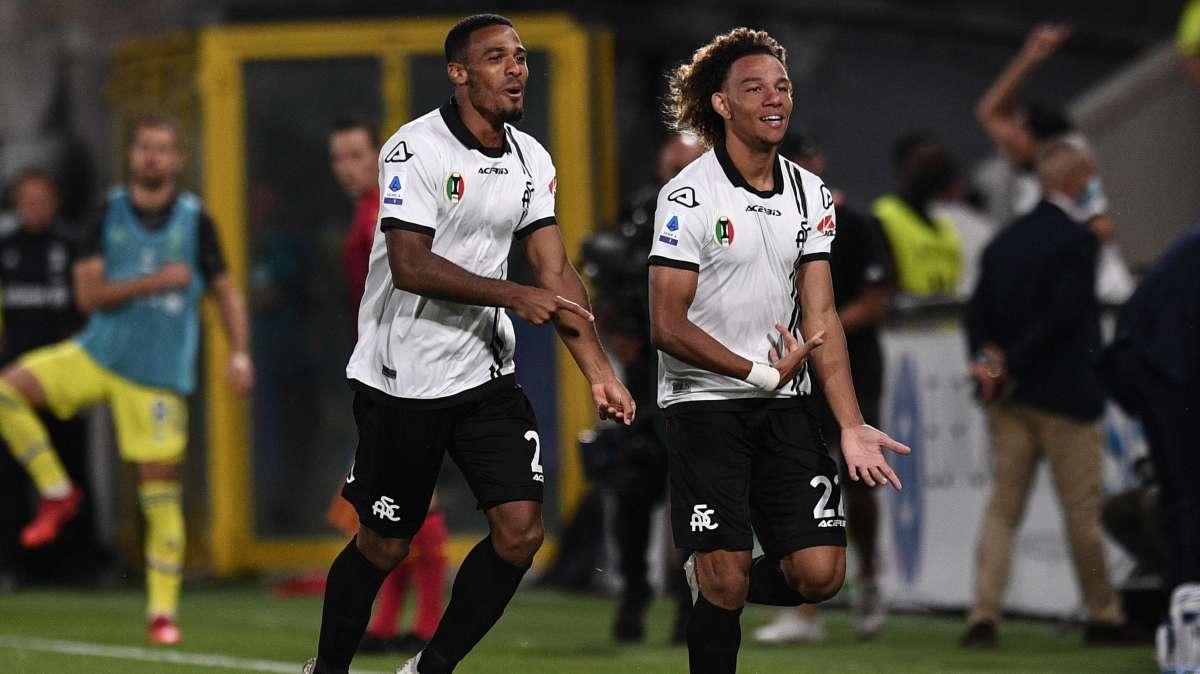 Calciomercato Sassuolo: sì ad Antiste, idea scambio con Defrel allo Spezia