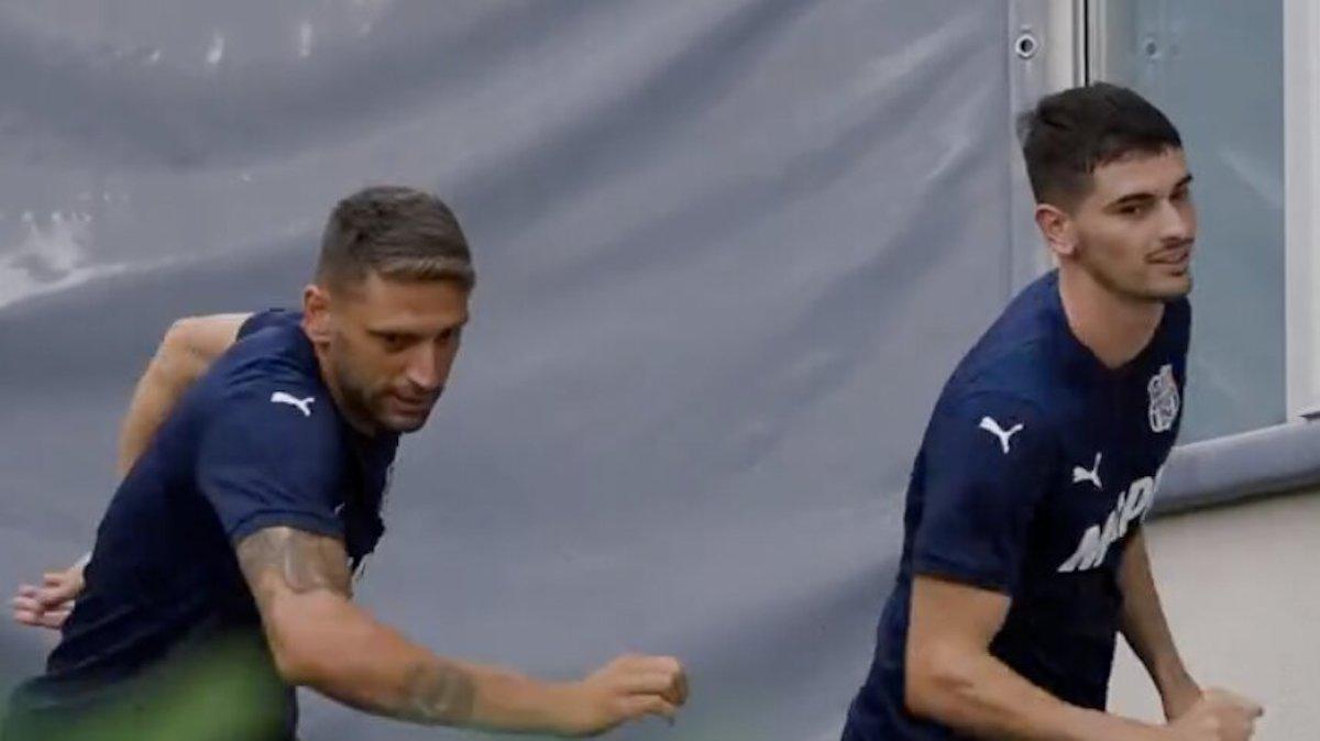 VIDEO - Sassuolo, secondo giorno di visite: arrivano anche Berardi, Idzes e Lipani