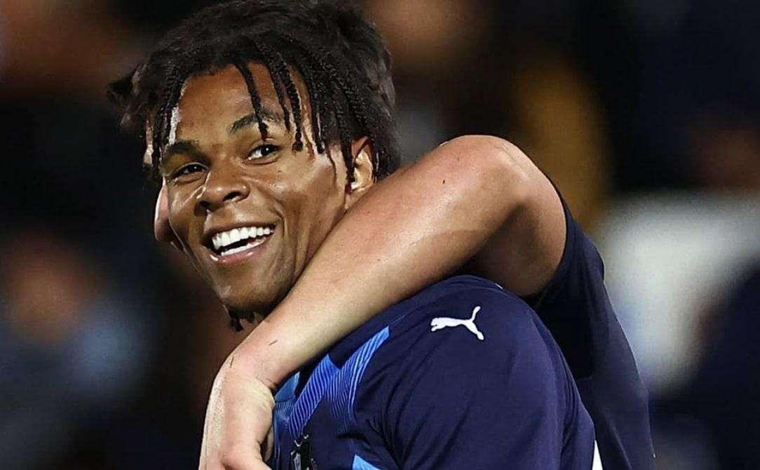 Sassuolo Calcio news oggi: a lavoro per blindare Armand Laurienté