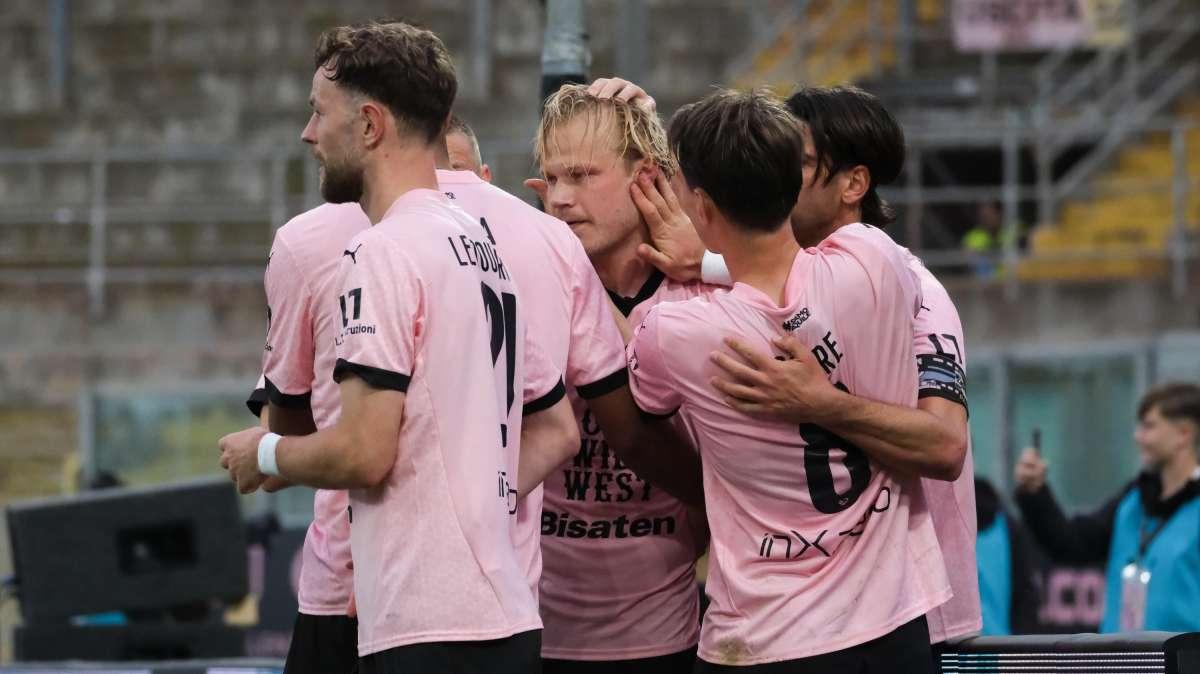 Risultati e classifica Serie B: il Palermo affossa il Sassuolo, colpo Modena a Pisa