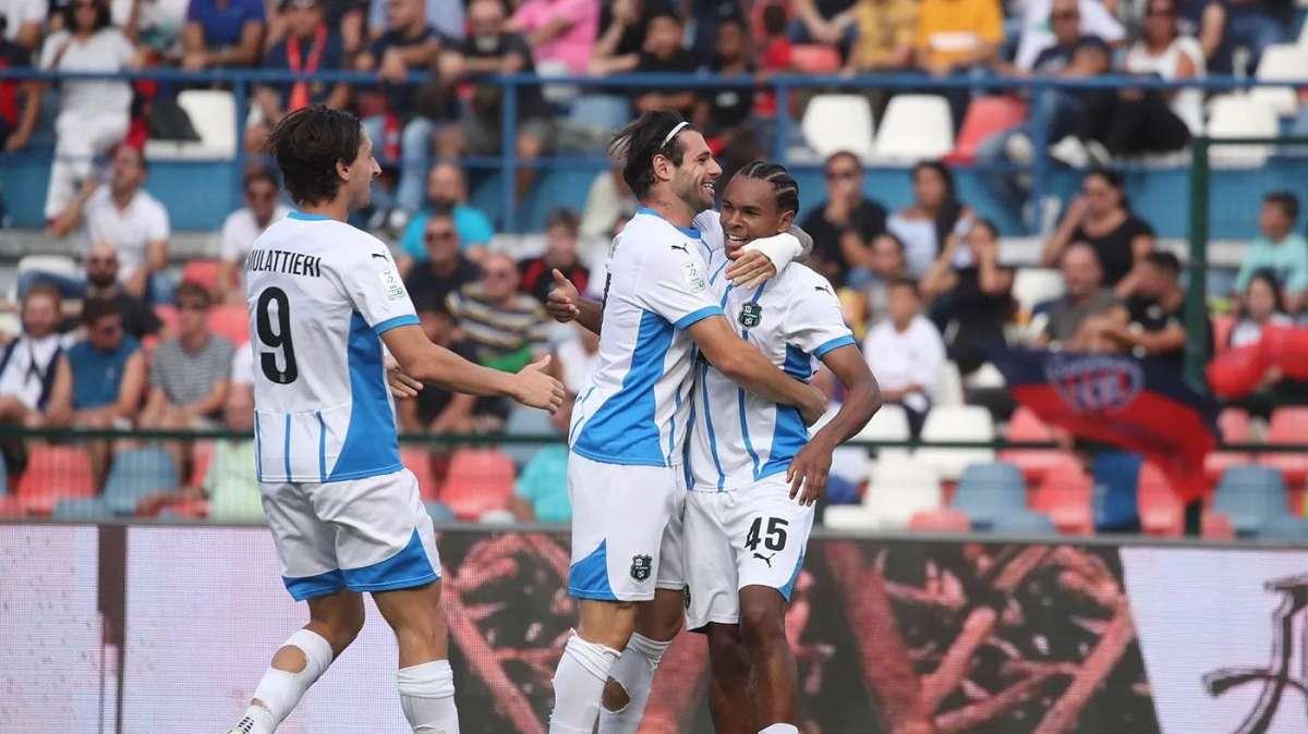 Sassuolo re del cinismo della B. Catanzaro top. Sorprese Cesena, Pisa e Spezia 