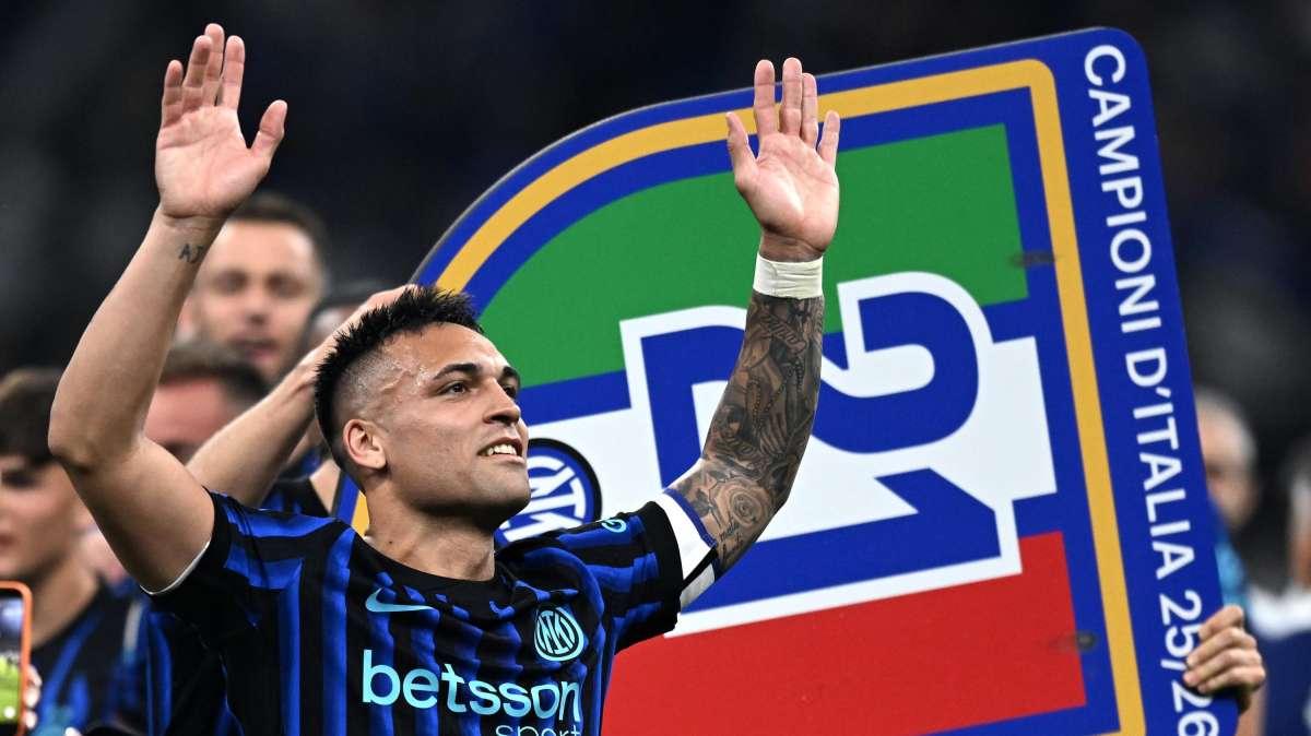 L'Inter è campione d’Italia per la 21ª volta: Parma battuto 2-0, nerazzurri sul tetto d’Italia