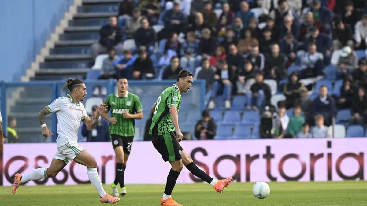 Roma Sassuolo dove vederla oggi DAZN o Sky: info canale tv, streaming e orario