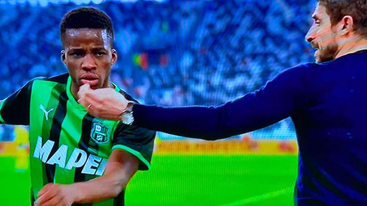 Traore una furia dopo la sostituzione in Juve-Sassuolo - VIDEO