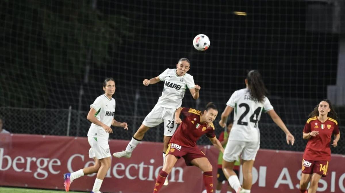 Sassuolo Femminile, stangata per Azzena: maxi-squalifica dopo l’espulsione con la Ternana