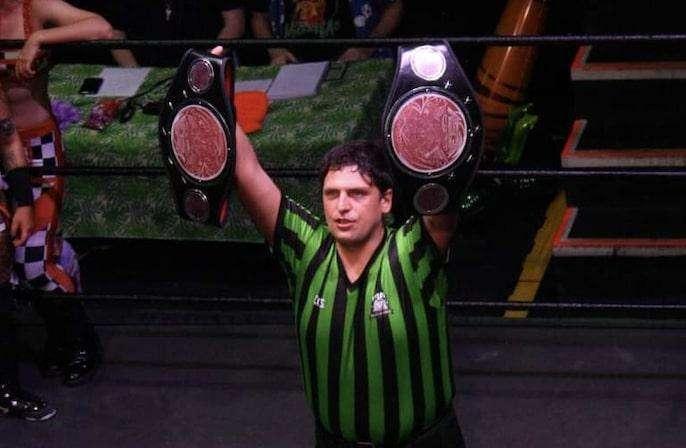 Arbitro italiano di Wrestling a Sydney scambiato per un tifoso del Sassuolo