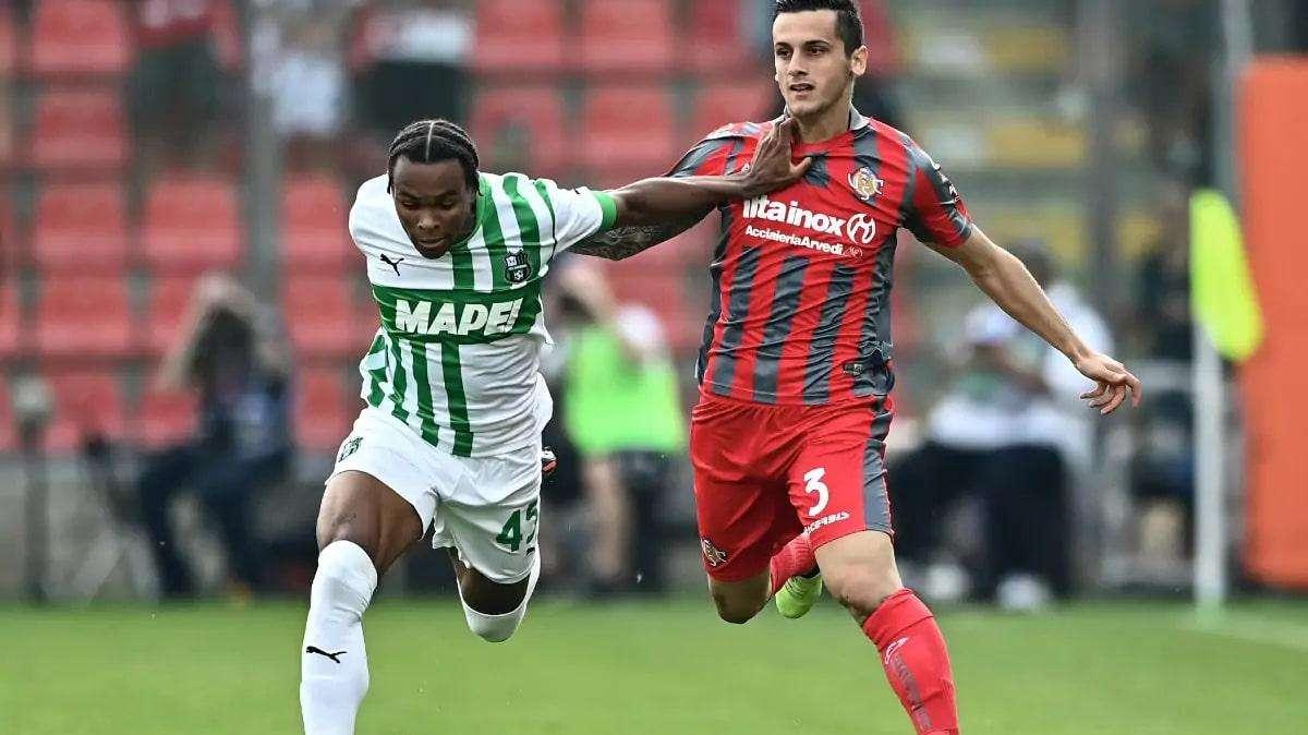 Cremonese Sassuolo highlights: gol annullati a Dessers e Pinamonti  - VIDEO