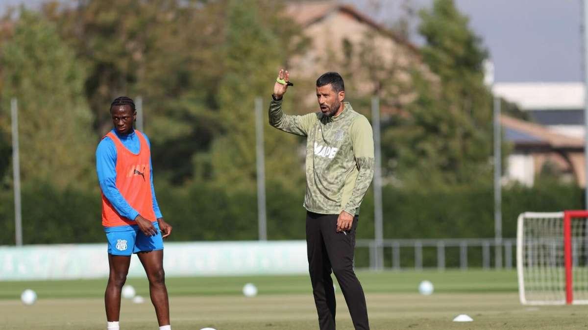 Sassuolo, -2 al Verona: i dubbi di formazione. Domani parla Grosso