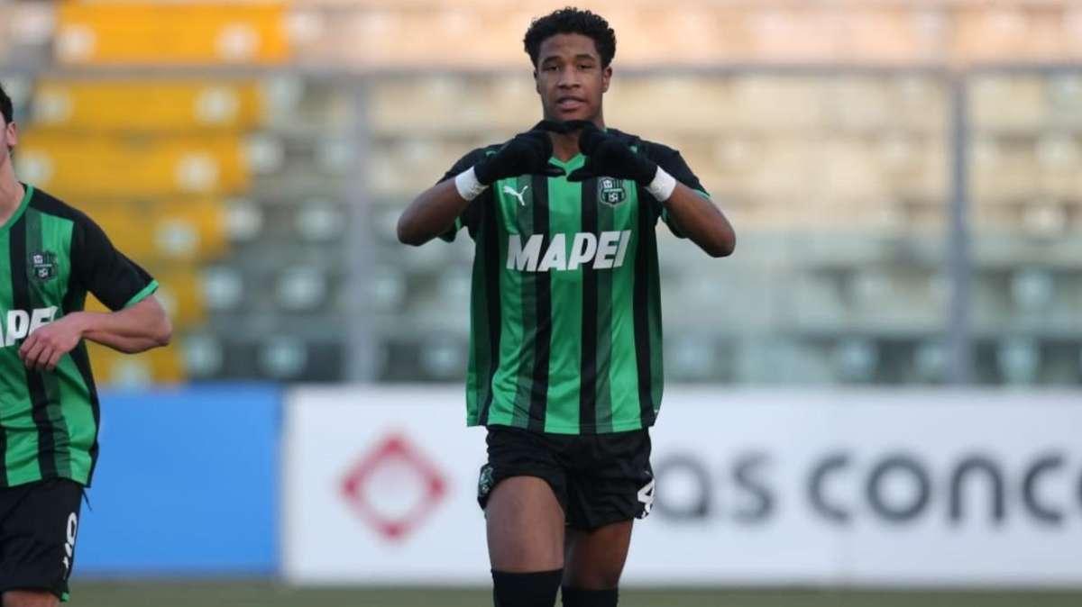 Flamingo: "Al Sassuolo sono cresciuto ma non so se resto o torno in Olanda"