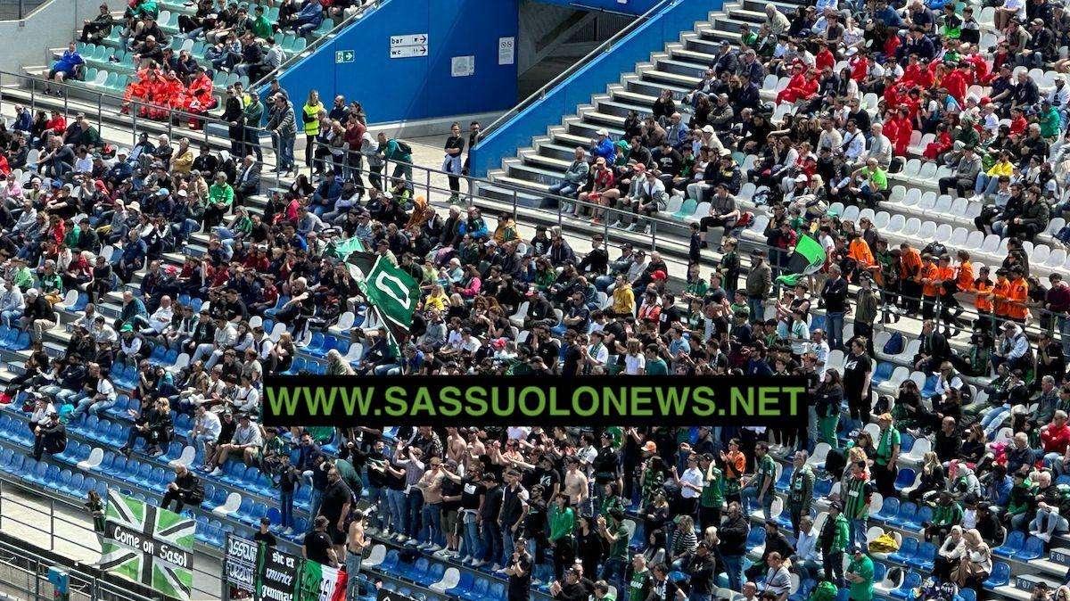Contestazione dei tifosi del Sassuolo contro Carnevali e la squadra