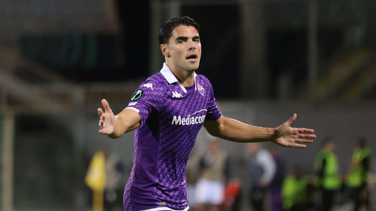 Calciomercato Sassuolo, da Firenze: "Scambio Laurienté-Sottil può funzionare"