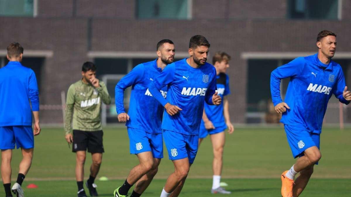 Sassuolo, ripresa allenamenti con vista Torino: Idzes e Berardi in dubbio