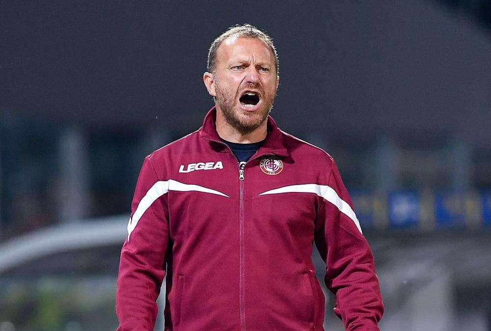 Qui Salernitana: ufficiale la firma di Roberto Breda. I dettagli del contratto