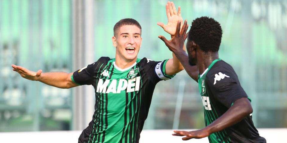Calciomercato Sassuolo, per Manzari al Bari cambia la formula: ci sarà la recompra