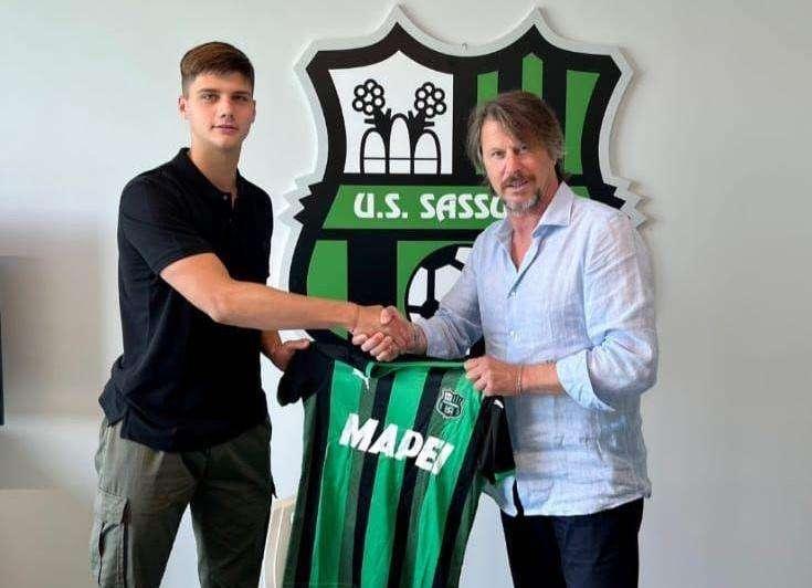 Lazar Zaknic lascia il Sassuolo: ufficiale la cessione al Frosinone, i dettagli