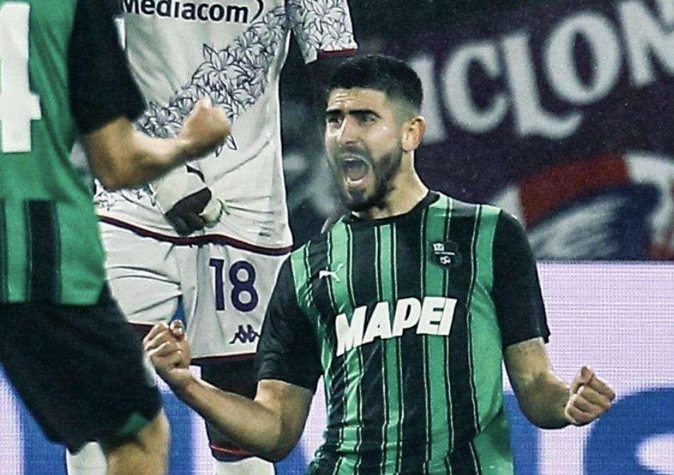 Erlic esulta e indica la via dopo la Fiorentina: "Cuore, testa e sudore"
