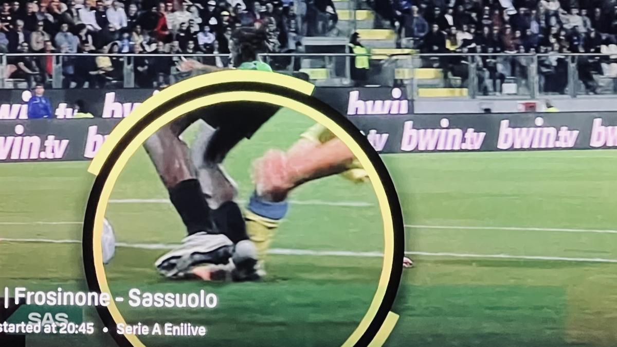 Pistocchi sul primo gol del Frosinone: “Se questo non è fallo veniamo da 20 anni di calcio farlocco”
