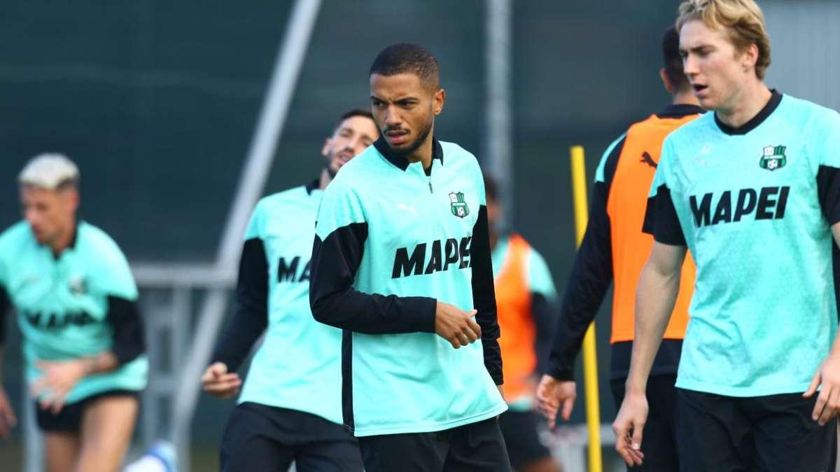 Sassuolo Calcio, ripresa degli allenamenti in attesa del Cagliari: 4 ancora ko