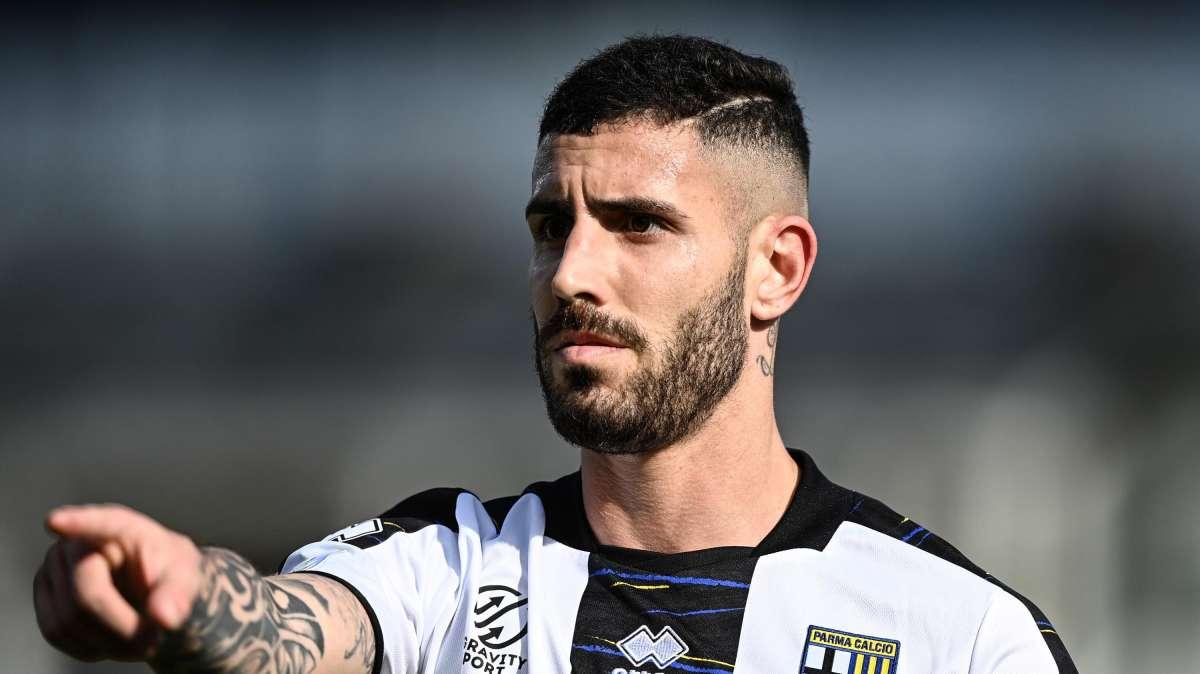 Tutino Cosenza ad alta tensione. Tuttosport: può 'accontentarsi' del Sassuolo
