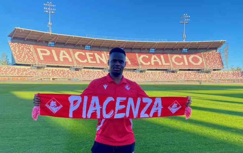 Amadou Touré dopo il Sassuolo riparte dal Piacenza: è ufficiale la firma