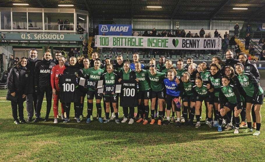 Benedetta Orsi e Davina Philtjens 'centenarie' col Sassuolo. L'omaggio di club e tifosi