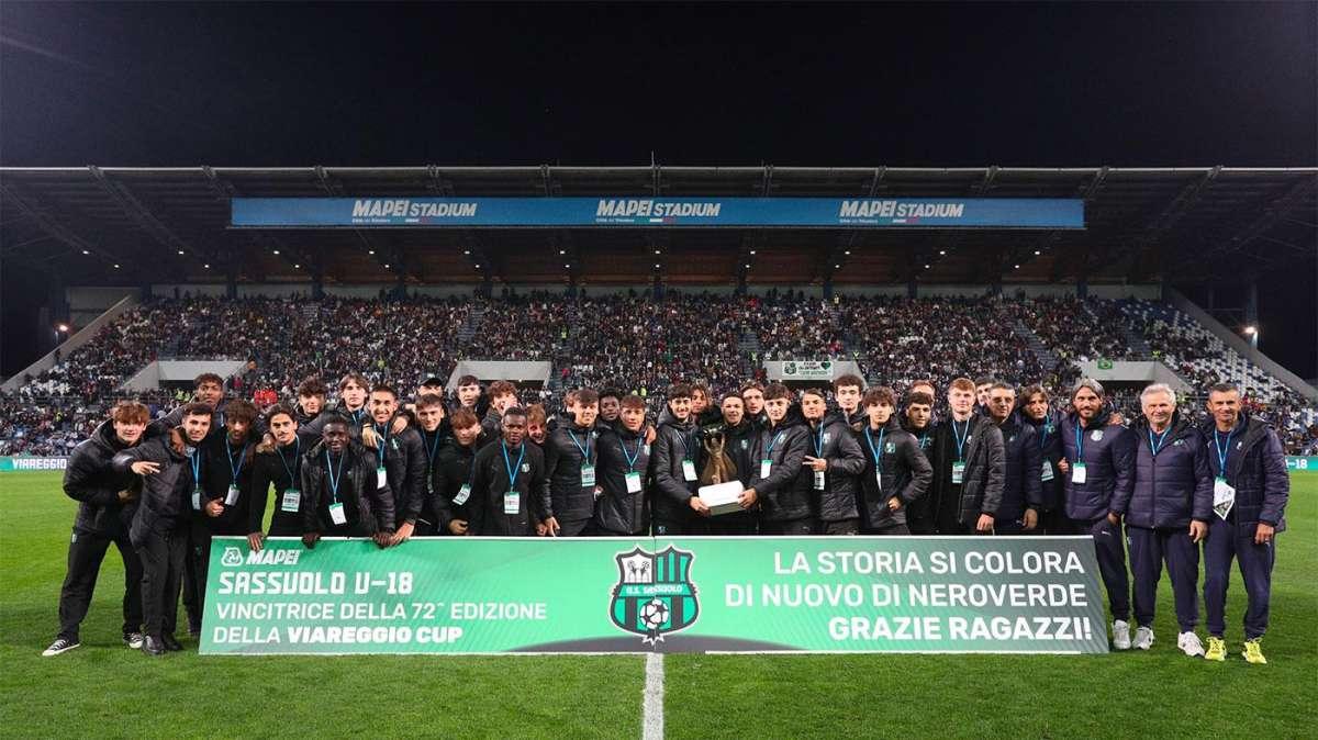 Sassuolo Under 18, sfilata al Mapei Stadium con la Viareggio Cup - VIDEO