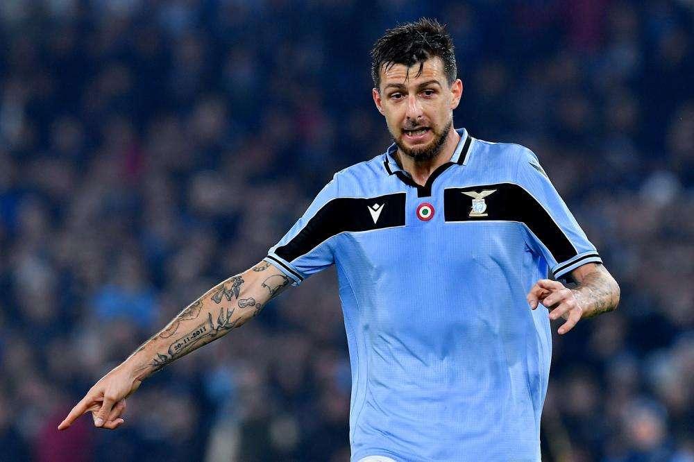L'ex Sassuolo Acerbi: "Spesso arrivavo al campo alticcio. Il cancro mi ha salvato"