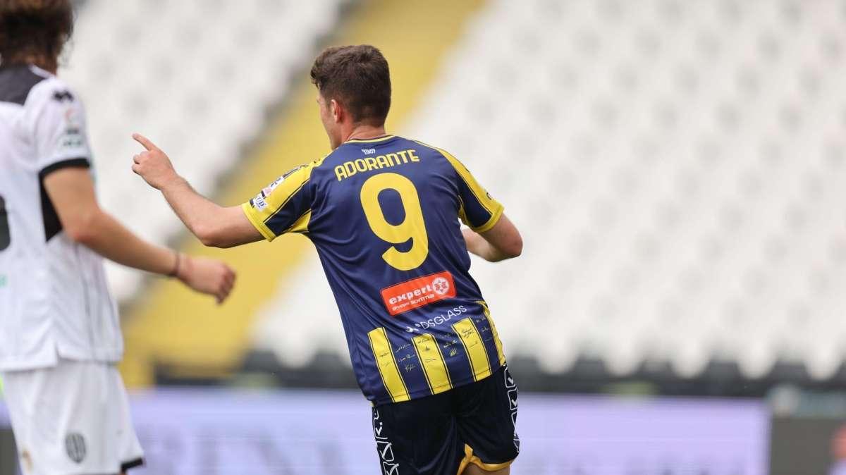 Calciomercato Sassuolo: il Pisa su Adorante, pronto lo scambio con la Juve Stabia