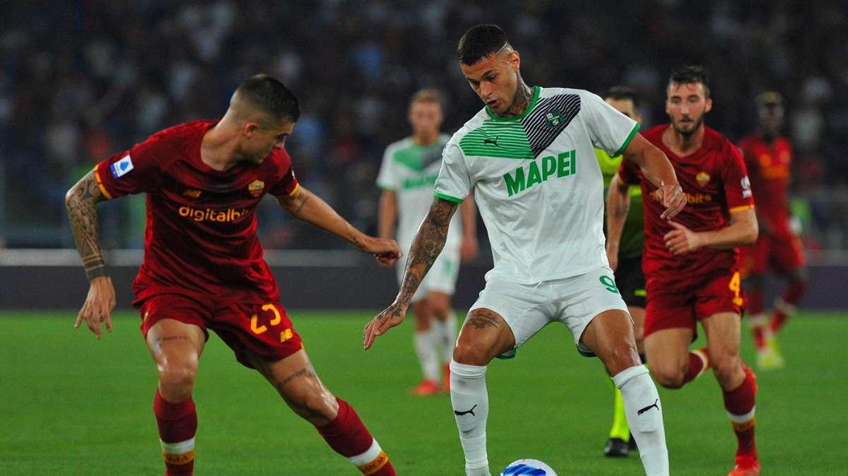 Calciomercato Sassuolo, tre big straniere su Scamacca: la situazione