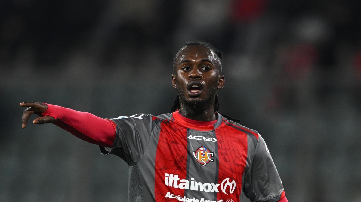 Calciomercato Sassuolo, retroscena Bondo: aspettava il Monaco ma l'affare è saltato