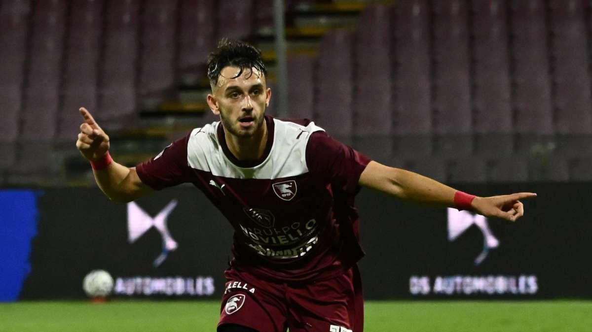 Calciomercato Sassuolo: Flavio Russo al Pescara, Borna Knezovic al Trapani