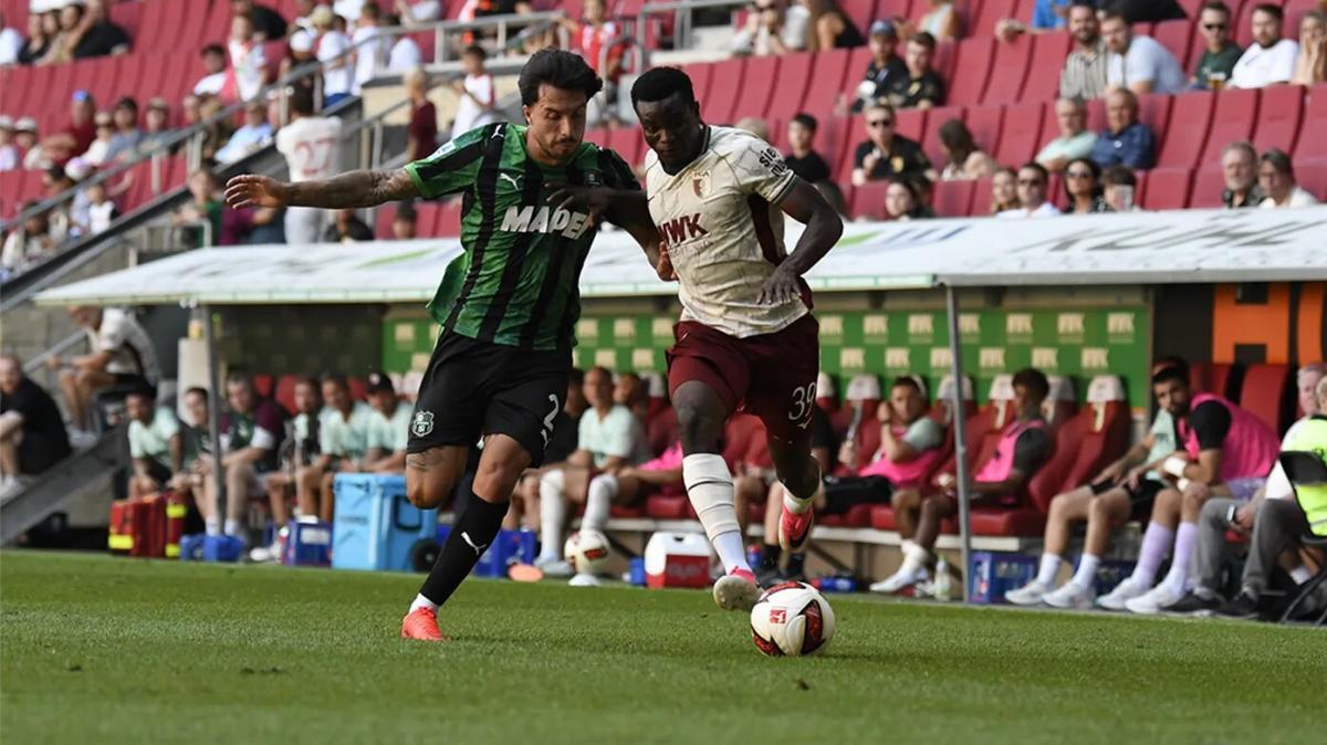 VIDEO - Augsburg Sassuolo 3-2 highlights: Pinamonti-Volpato illudono, poi Muric sbaglia