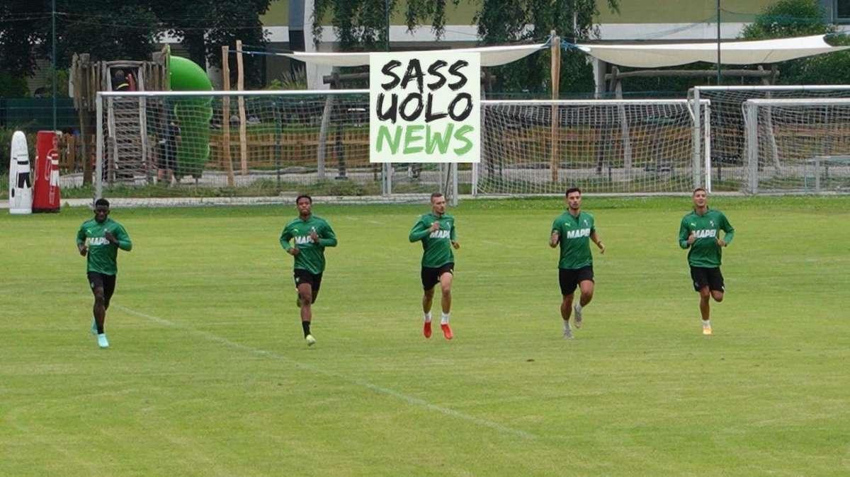 SN - Sassuolo, arrivati Ayhan, Muldur, Haraslin. Aggregati Flamingo e Paz
