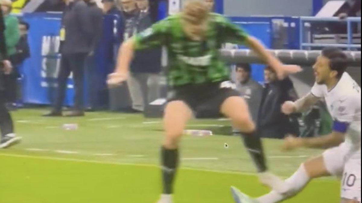 Sassuolo-Lazio, rosso diretto a Thorstvedt. Marelli conferma: "Grave fallo di gioco"