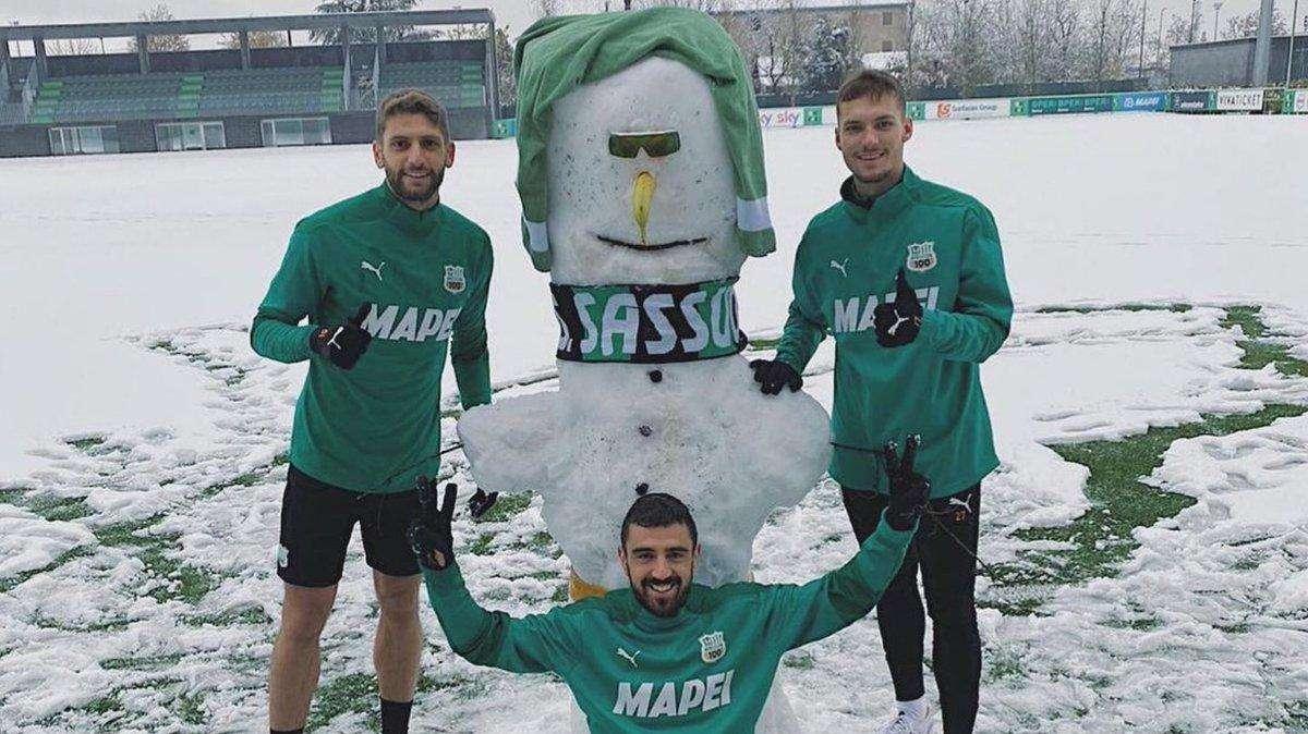 Neve al Mapei Football Center: spunta il pupazzo neroverde - FOTO