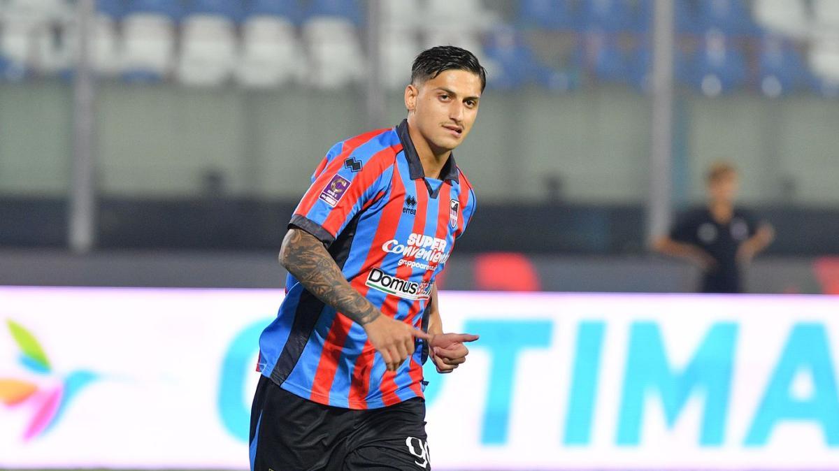 Tegola per Flavio Russo: brutto infortunio per l'attaccante del Sassuolo in prestito al Catania