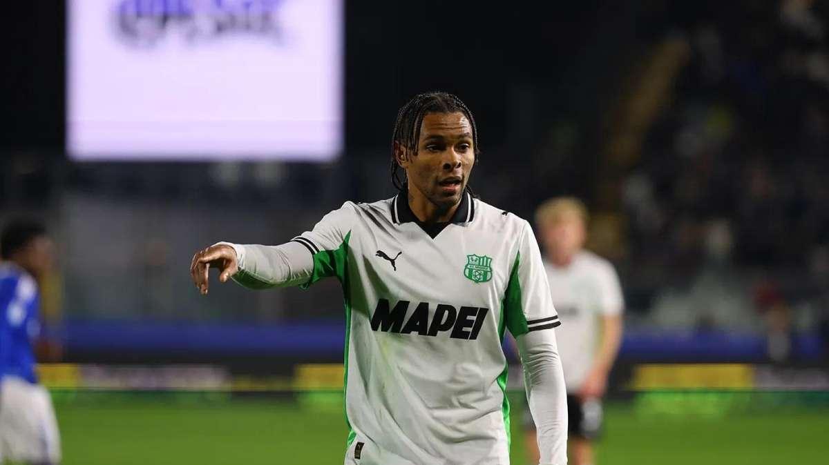 Sassuolo Calcio news oggi: grana Laurienté, vuole l'addio (anche) a gennaio