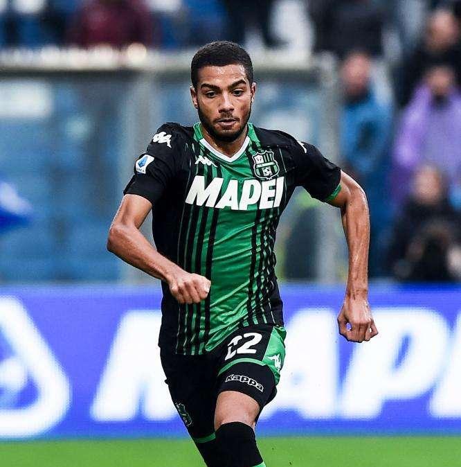 Infortunio Toljan: ko al muscolo psoas. Il comunicato del Sassuolo