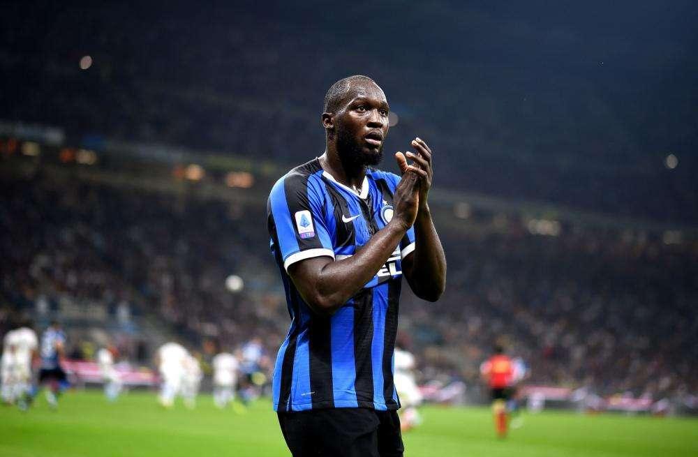 Inter, buone notizie per Conte: Lukaku torna prima a Milano