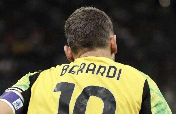 Sassuolo Bologna pagelle. Voti: Thorstvedt e Laurienté ci provano, Berardi male