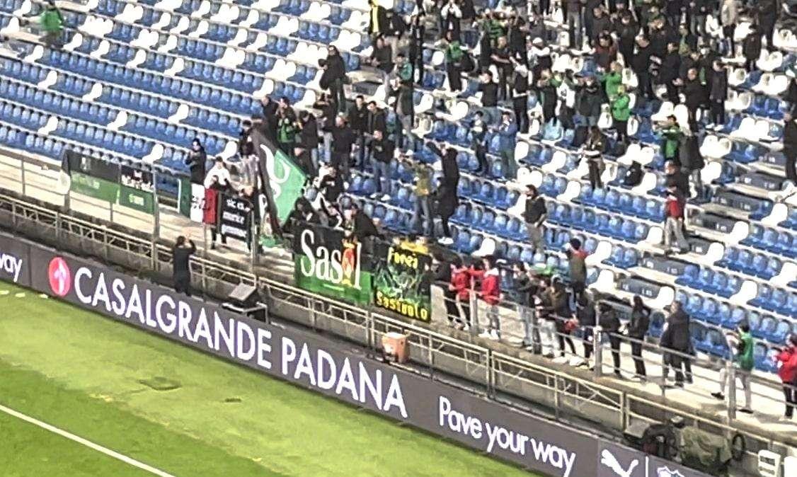 Dionisi esulta con la Curva dopo Sassuolo Venezia - VIDEO